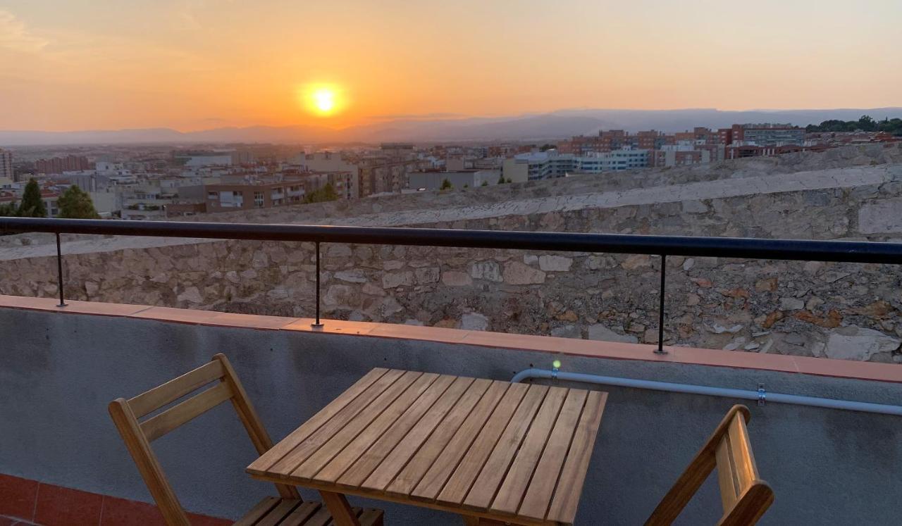 Apartamento 2 En La Muralla Romana Junto A La Catedral ตาร์ราโกนา ภายนอก รูปภาพ