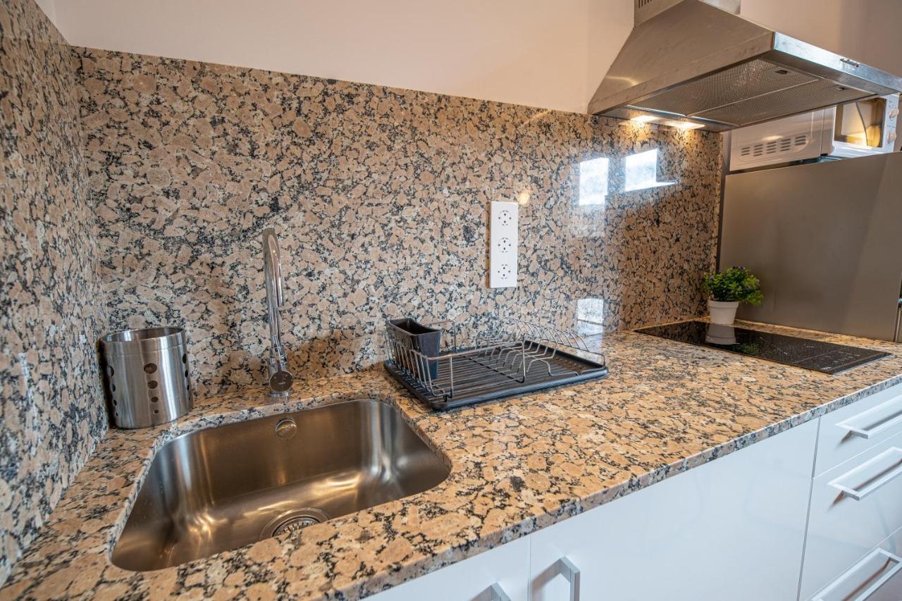 Apartamento 2 En La Muralla Romana Junto A La Catedral ตาร์ราโกนา ภายนอก รูปภาพ