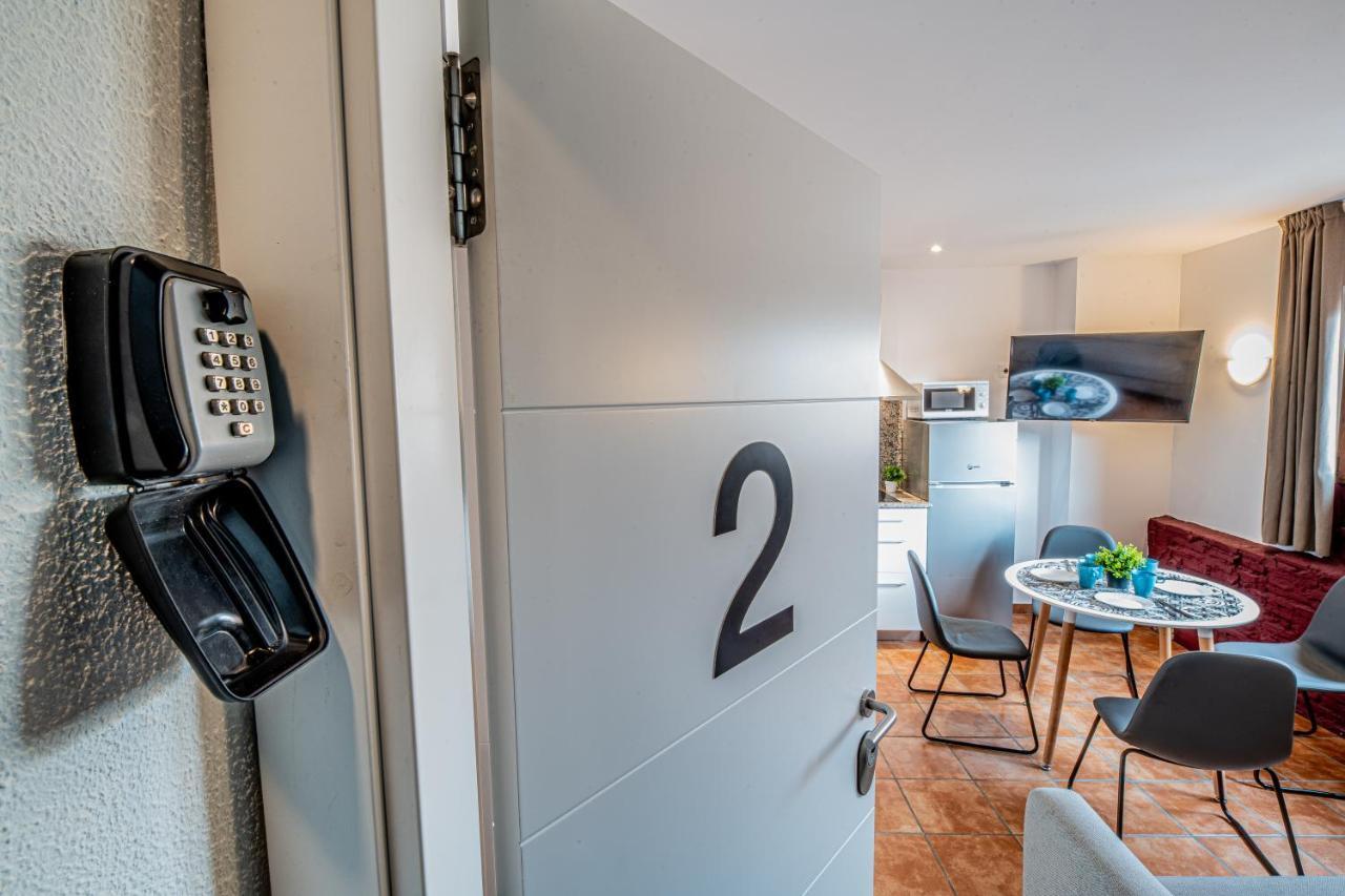 Apartamento 2 En La Muralla Romana Junto A La Catedral ตาร์ราโกนา ภายนอก รูปภาพ